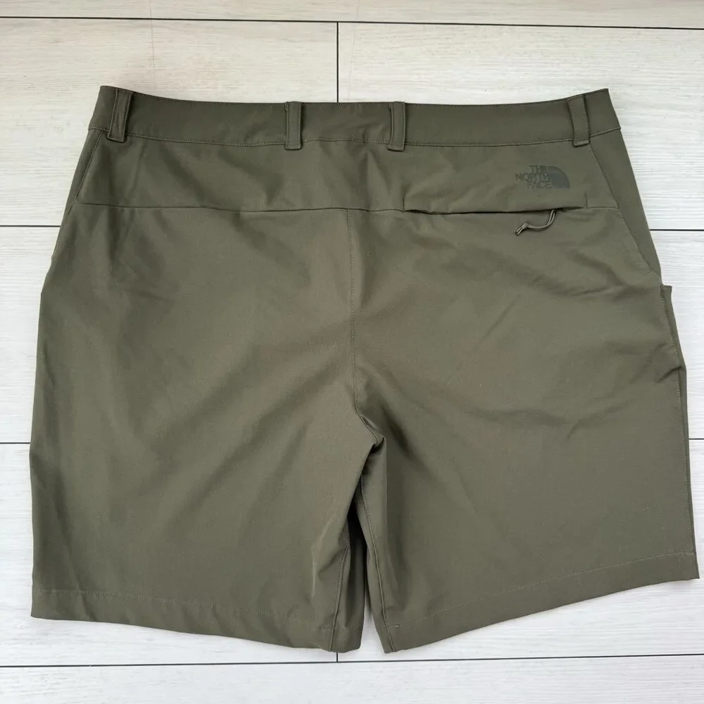 The North Face Men's Paramount Shorts Size 40 Moss Green Casual Hiking Climbing